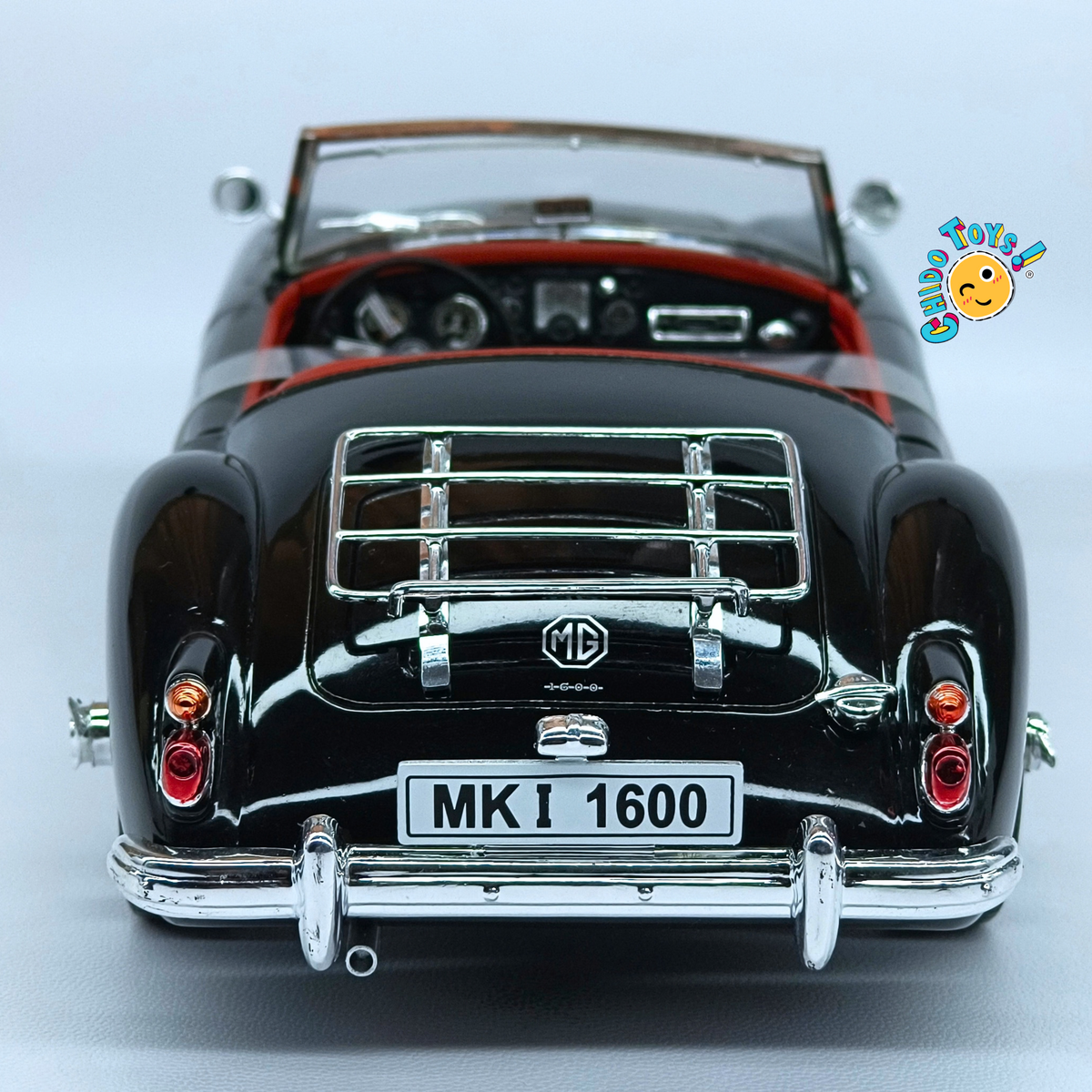 Revell MGA 1600 Roadster 1:18 negro edición limitada a 1,000 piezas
