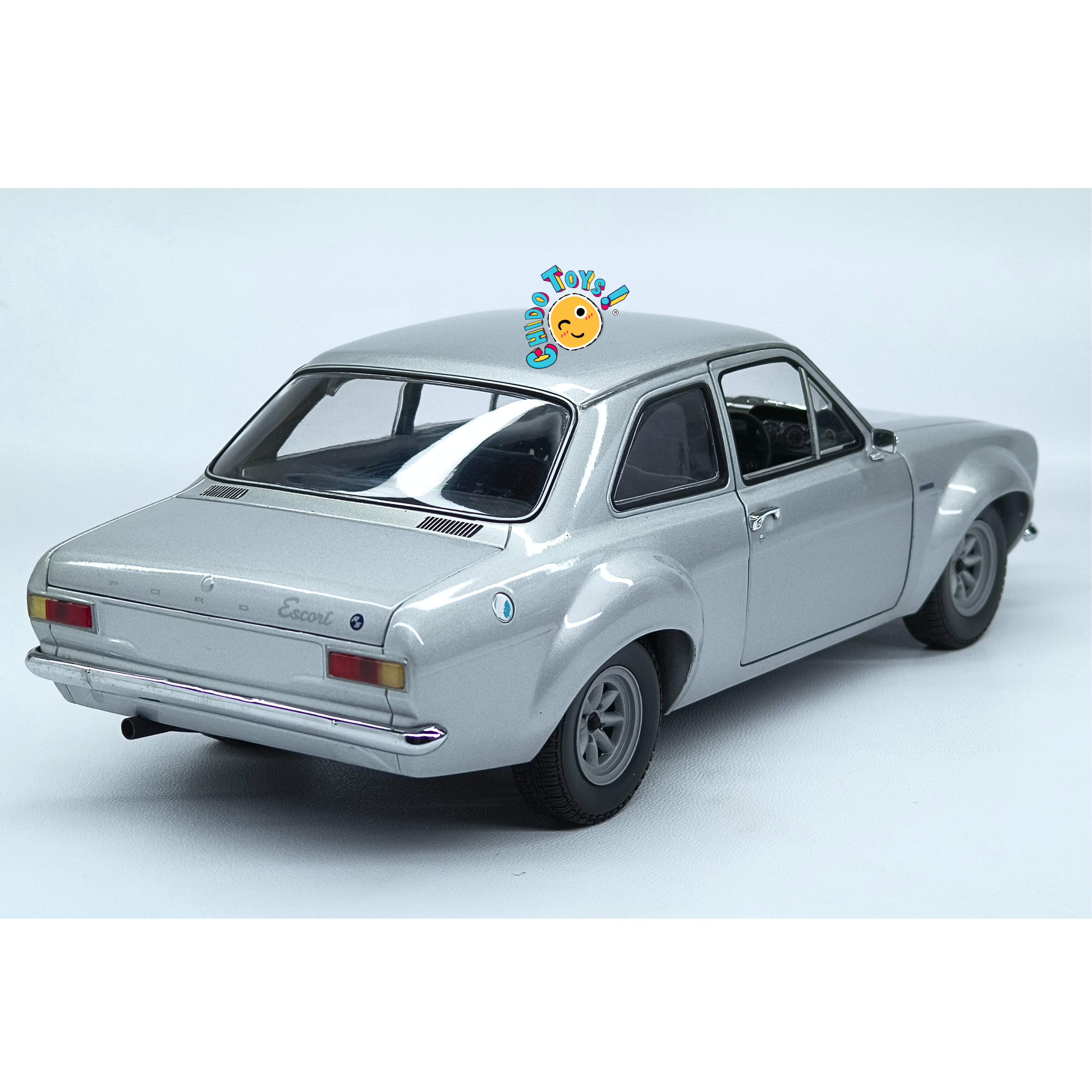 Minichamps Ford Escort I RS 1600 FAV 1970 1:18 plata con dirección funcional