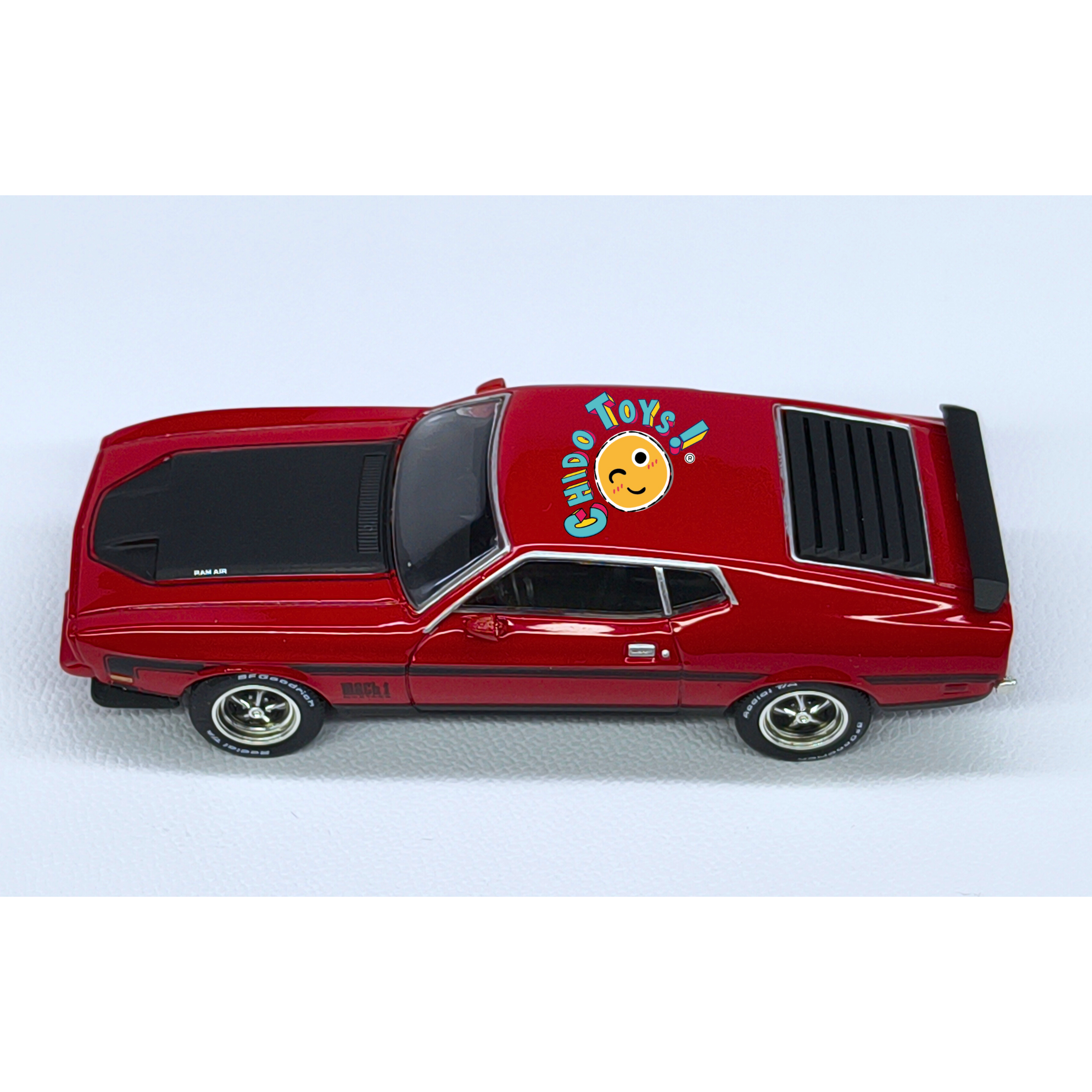 Mini GT Ford Mustang Mach 1 1971 1:64 rojo clásico