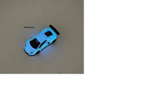 Cargar imagen en el visor de la galería, Auto a escala marca TPC, Modelo Lamborghini Aventador, LP700 White Crack+Lumious blue. (Glow in the dark).
