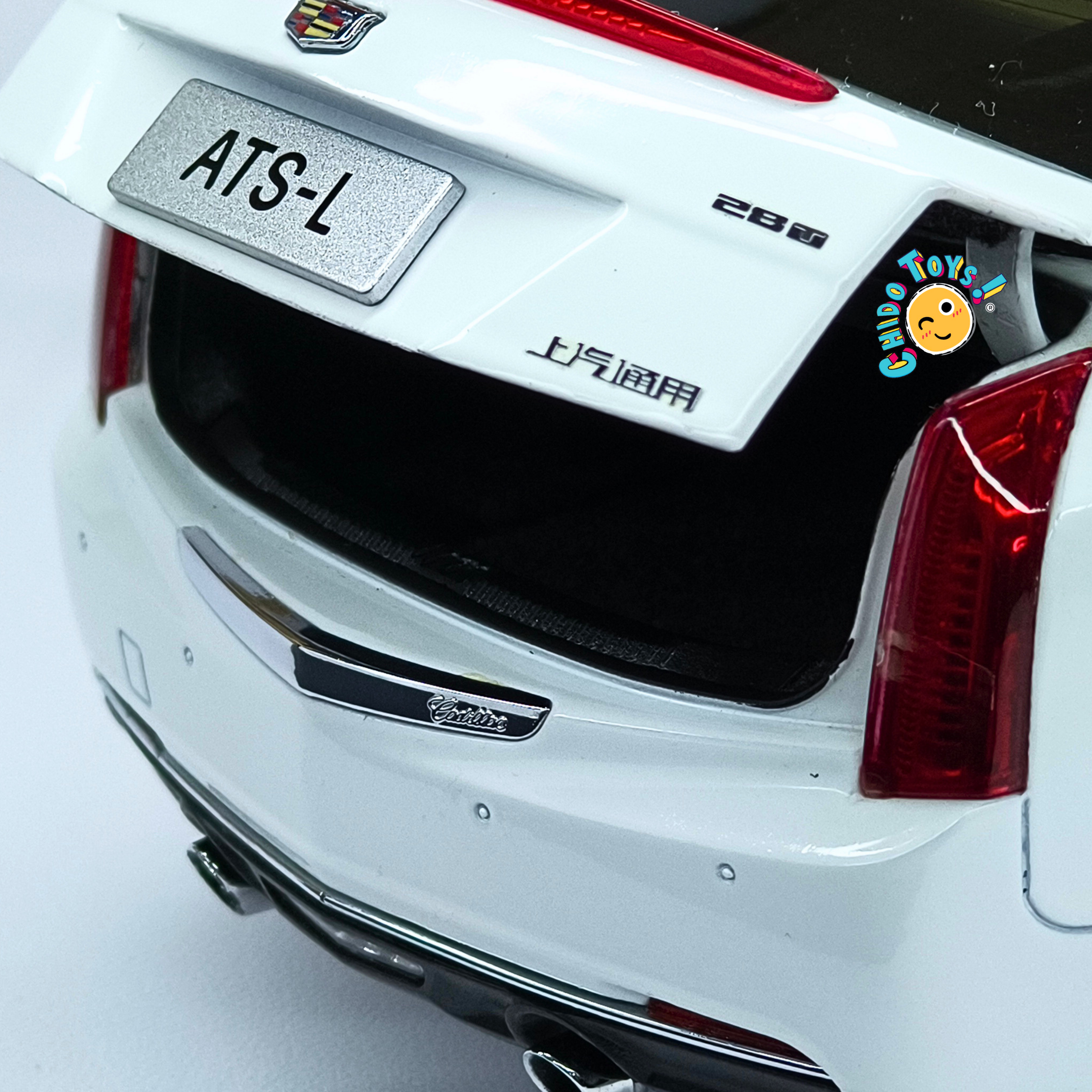 Cadillac ATS-L Dealer Edition 1:18 blanco con apertura total