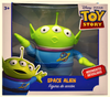 Figura Space Alien Disney Pixar Toy Story verde y azul, con tres ojos, antena, movimientos articulados y caja exhibidora.