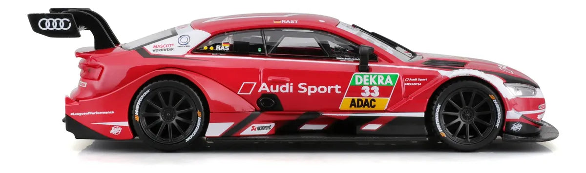 Bburago Audi RS 5 DTM 2018 escala 1:32 color rojo con gráficos Audi Sport, llantas de goma funcionales y caja con ventana.