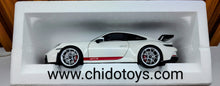 Cargar imagen en el visor de la galería, Auto a escala 1:18, marca Norev, Modelo Porsche 911 GT3 2021
