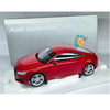 Audi TT Coupé 2014 Minichamps 1:18 Tango Red con apertura total, dirección funcional, interior alfombrado y caja Audi Collection.