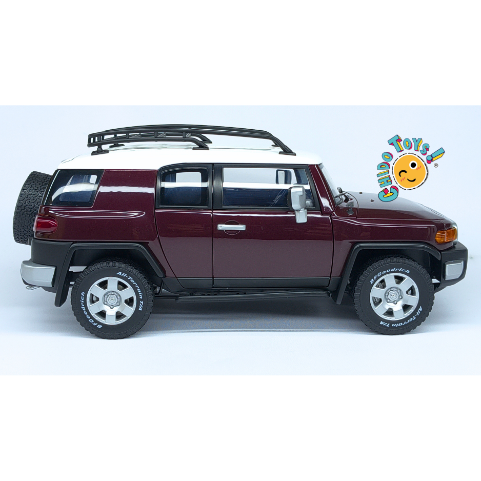 AUTOart Toyota FJ Cruiser Dealer Edition 1:18 Black Cherry Pearl Exclusivo con Techo Blanco