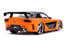Cargar imagen en el visor de la galería, Auto a escala marca Jada, modelo Han&#39;s Mazda RX-7, edad 8+
