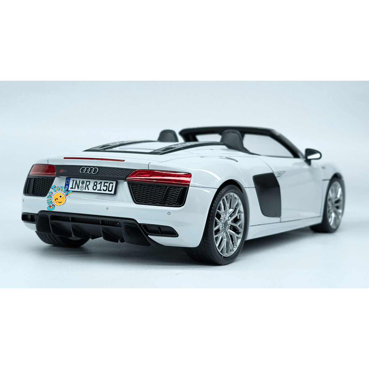 Audi R8 Spyder V10 2016 iScale 1:18 Suzuka Grey Dealer Edition - Chido Toys
