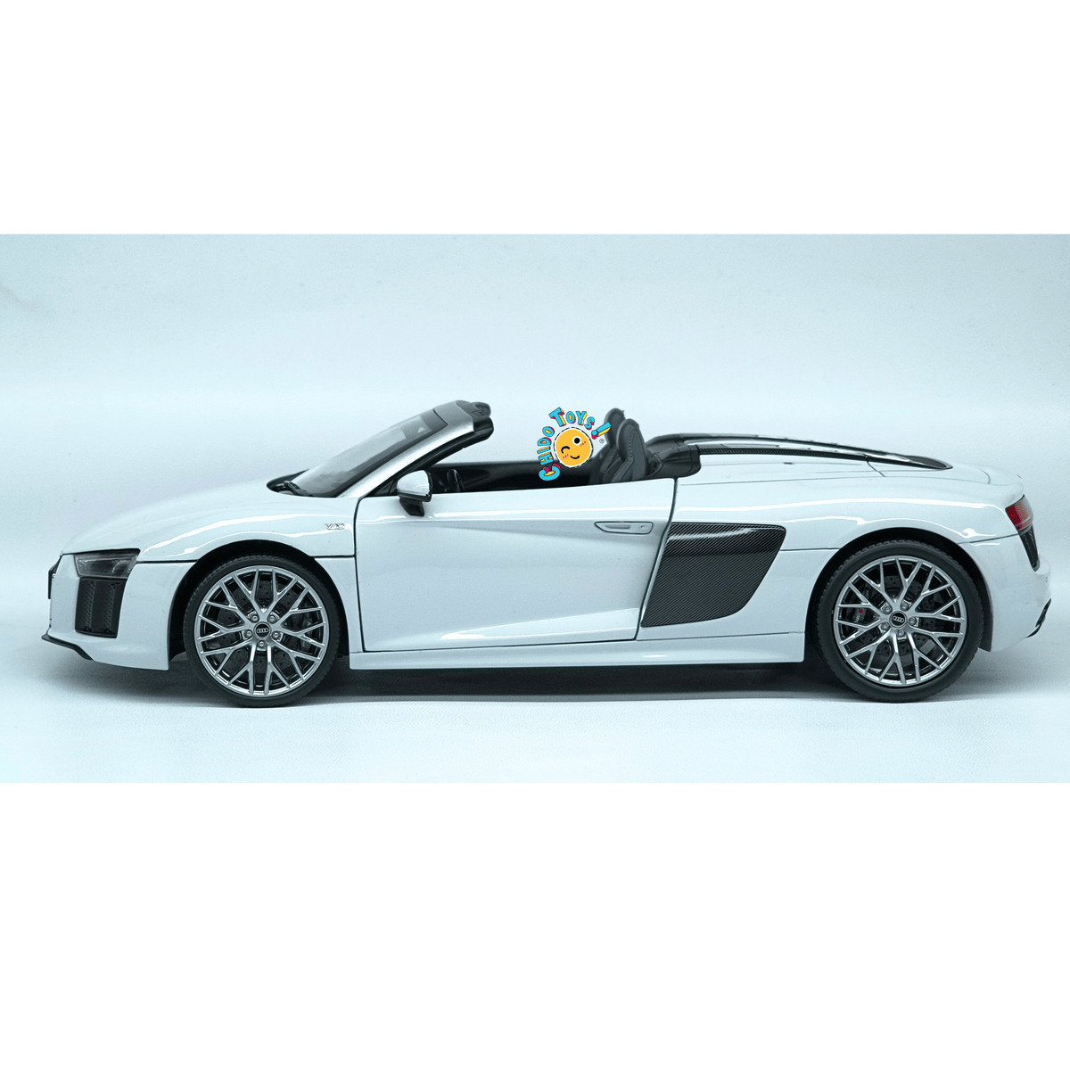 Audi R8 Spyder V10 2016 iScale 1:18 Suzuka Grey Dealer Edition - Chido Toys