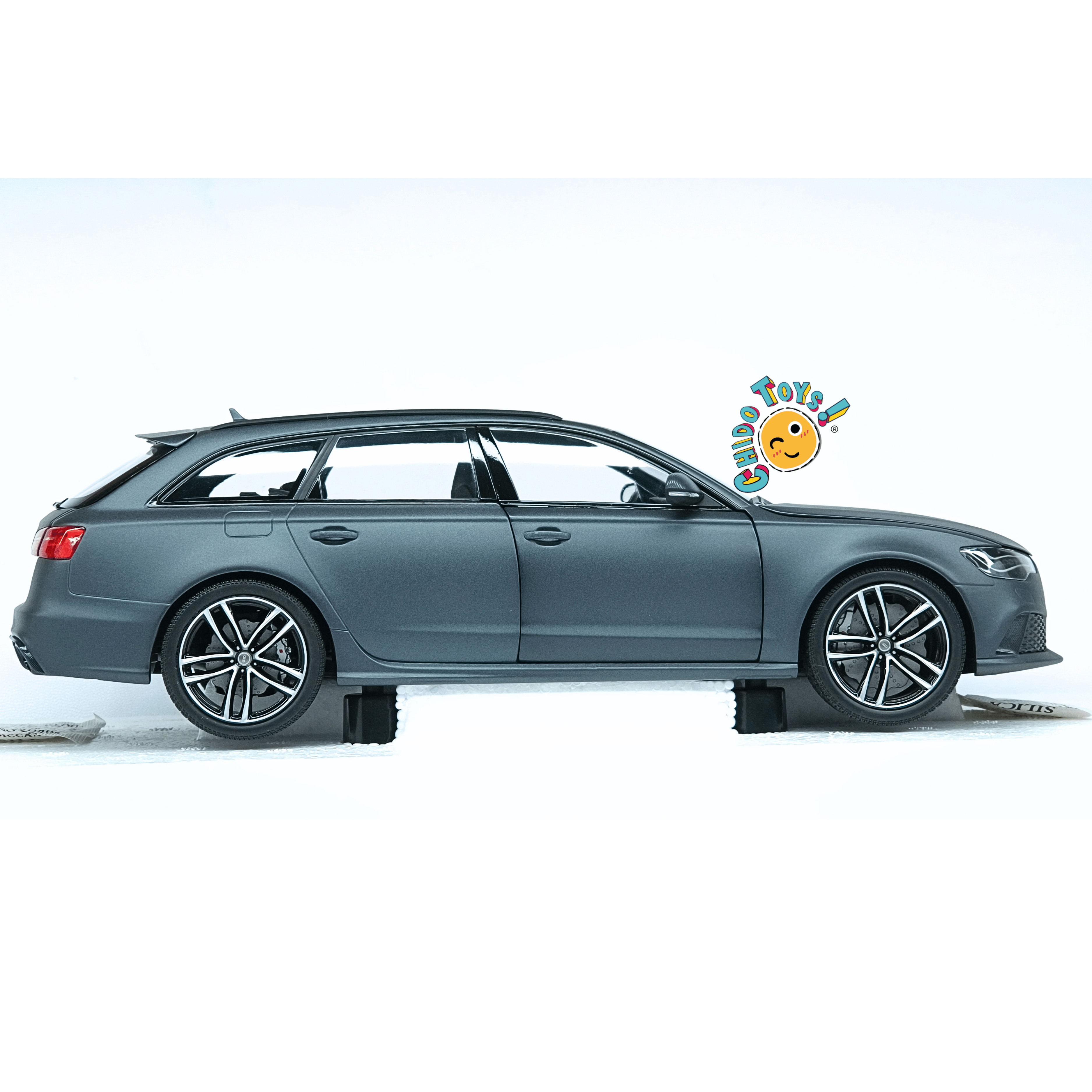Audi RS6 Avant C7 Minichamps Audi Collection 1:18 Daytona Grey - Chido Toys