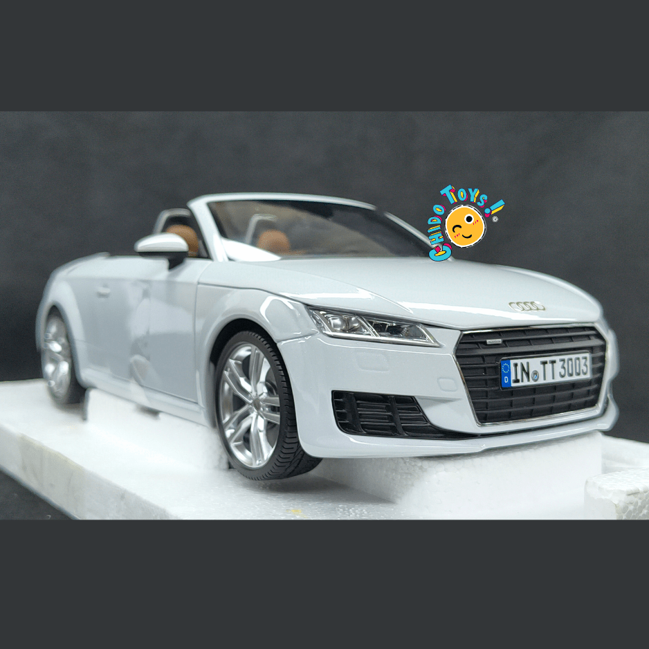 Audi TT Roadster 2014 Minichamps 1:18 Glacier White Dealers Edition - Chido Toys