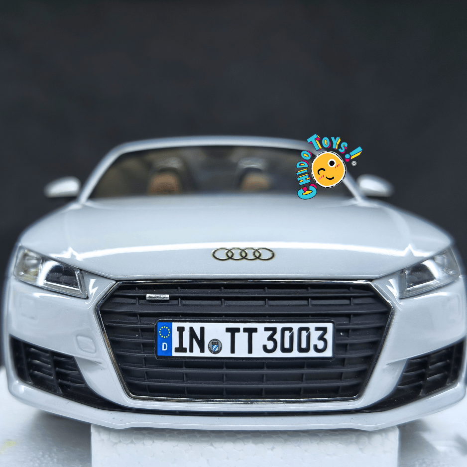 Audi TT Roadster 2014 Minichamps 1:18 Glacier White Dealers Edition - Chido Toys