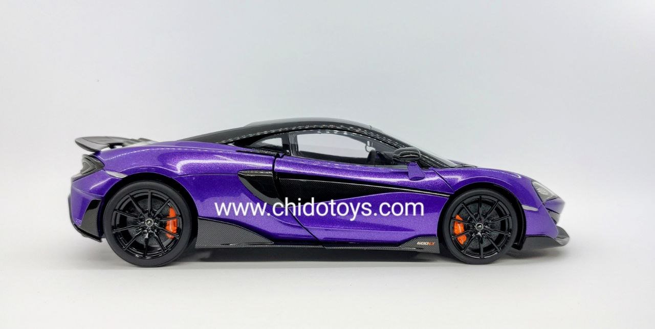 Auto a escala 1:18 marca LCD, Modelo Mclaren 600LT - Chido Toys