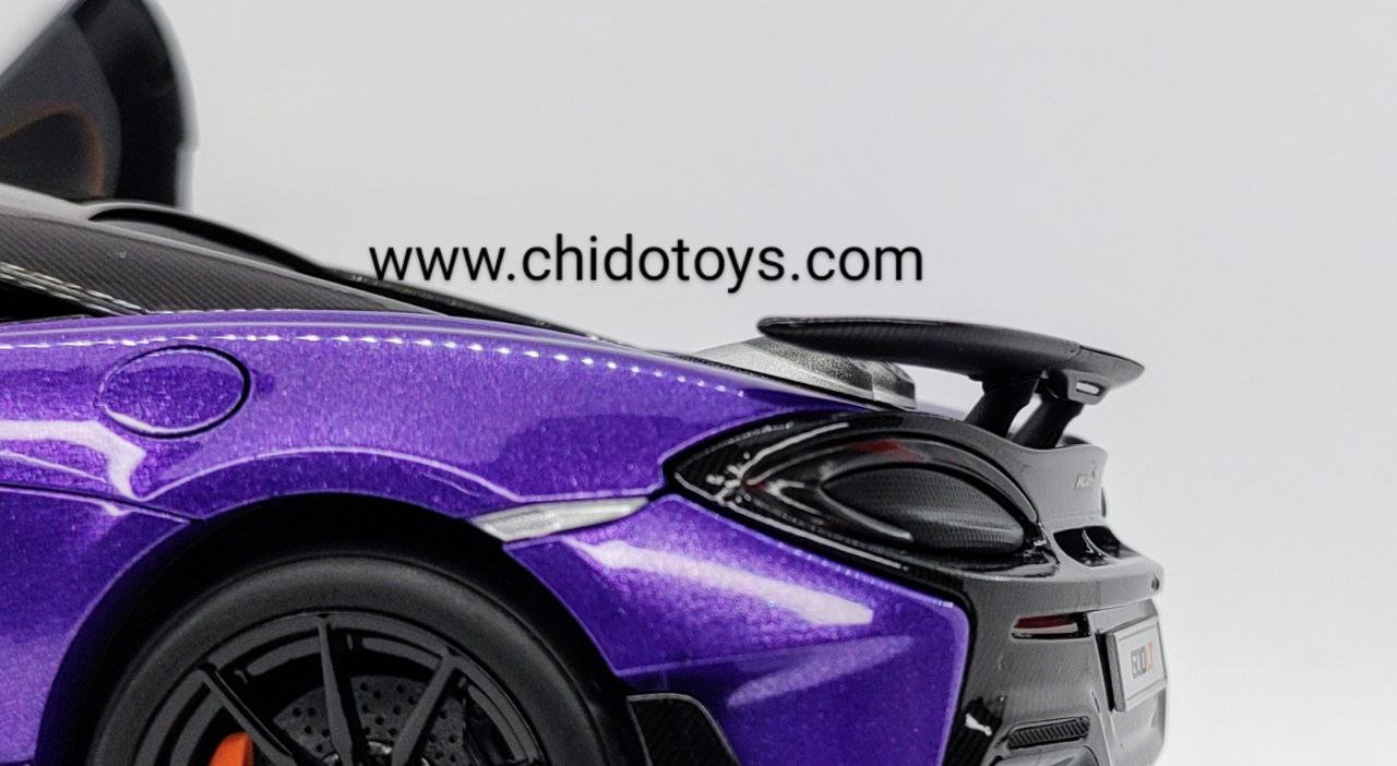 Auto a escala 1:18 marca LCD, Modelo Mclaren 600LT - Chido Toys