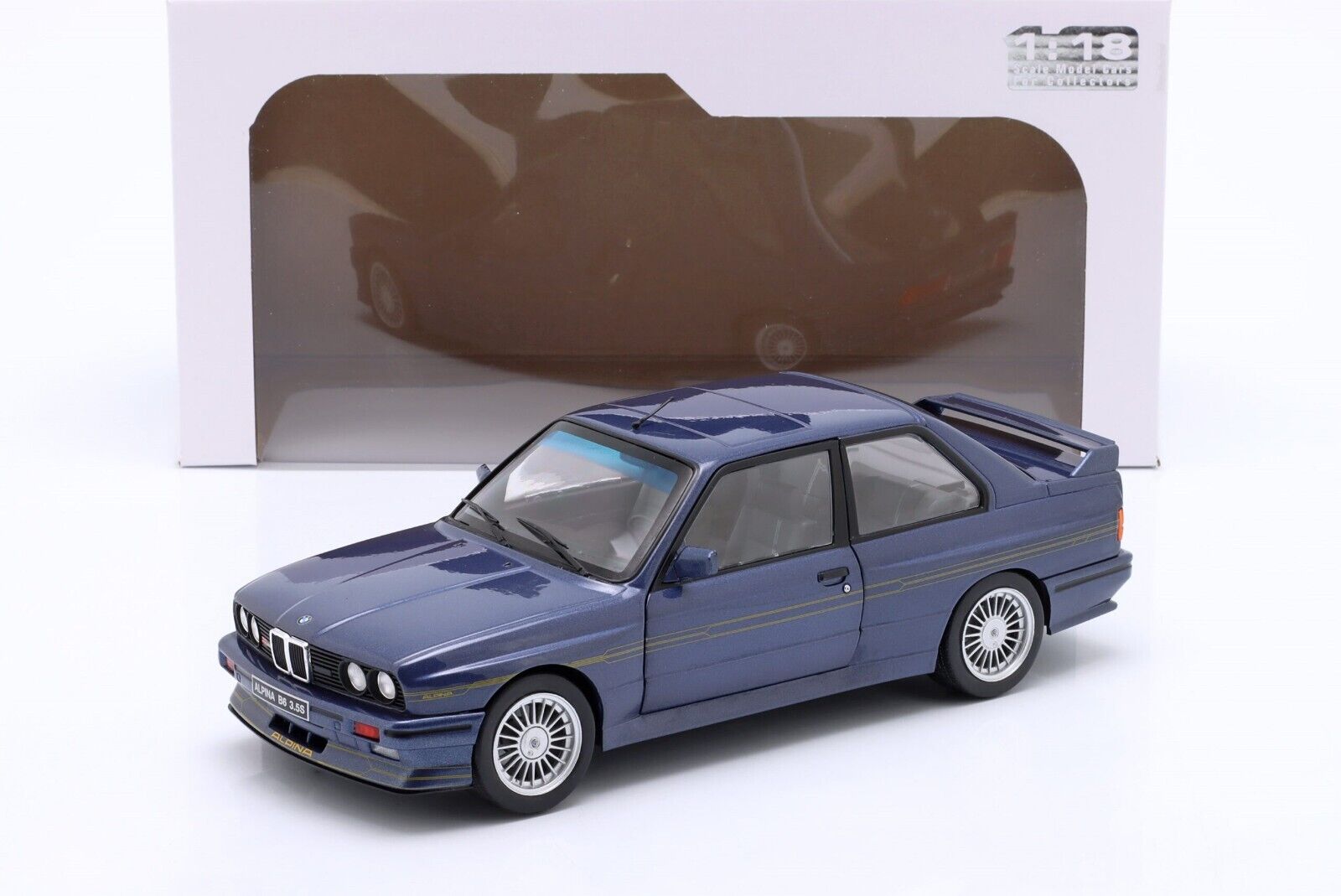 Auto a escala 1:18, marca Solido, Modelo ALPINA E30 B6 – ALPINA BLUE – 1989 - Chido Toys