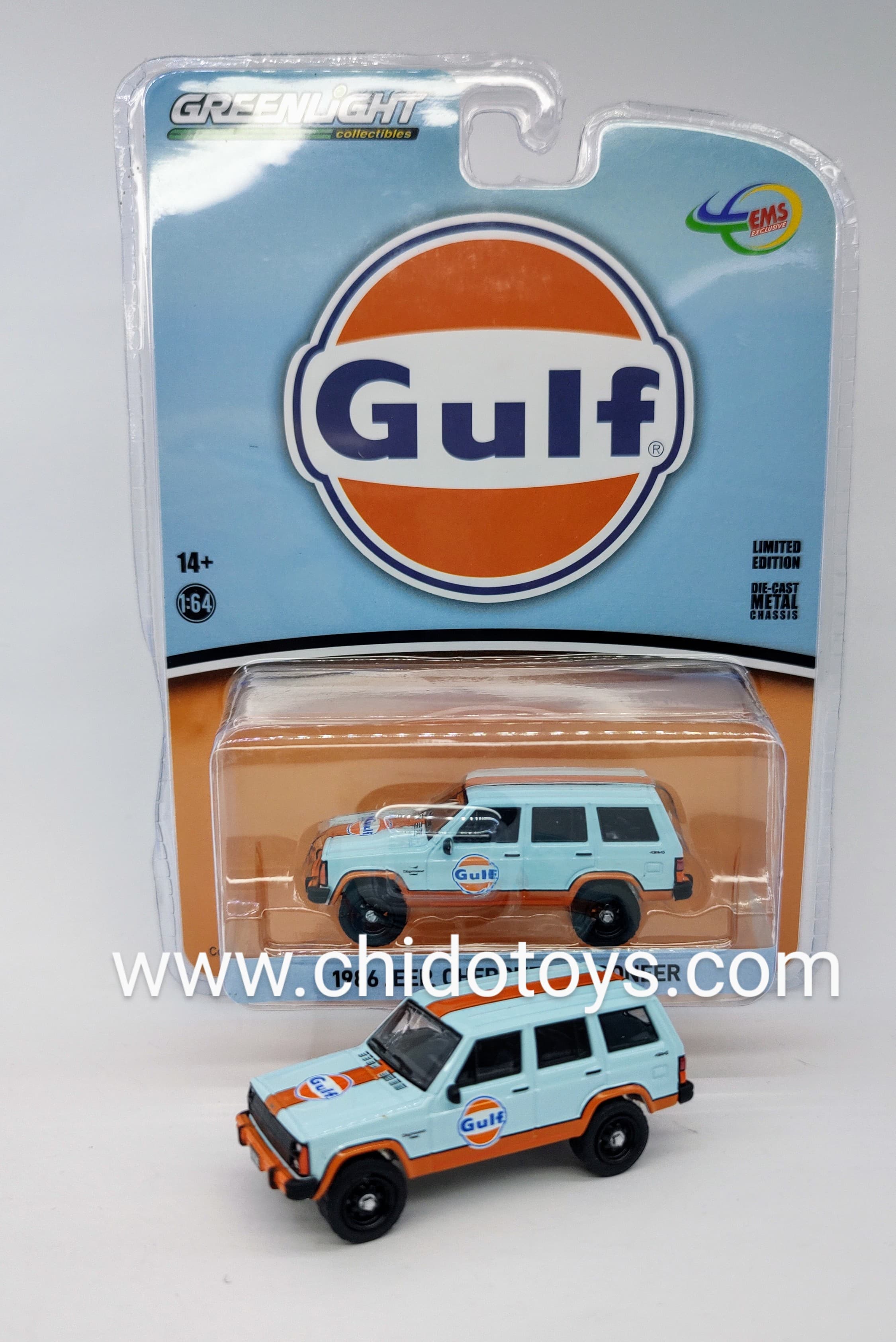 Auto a escala 1:64 marca Greenlight modelo Jeep Cherokee Wagoneer Gulf 1986 - Chido Toys