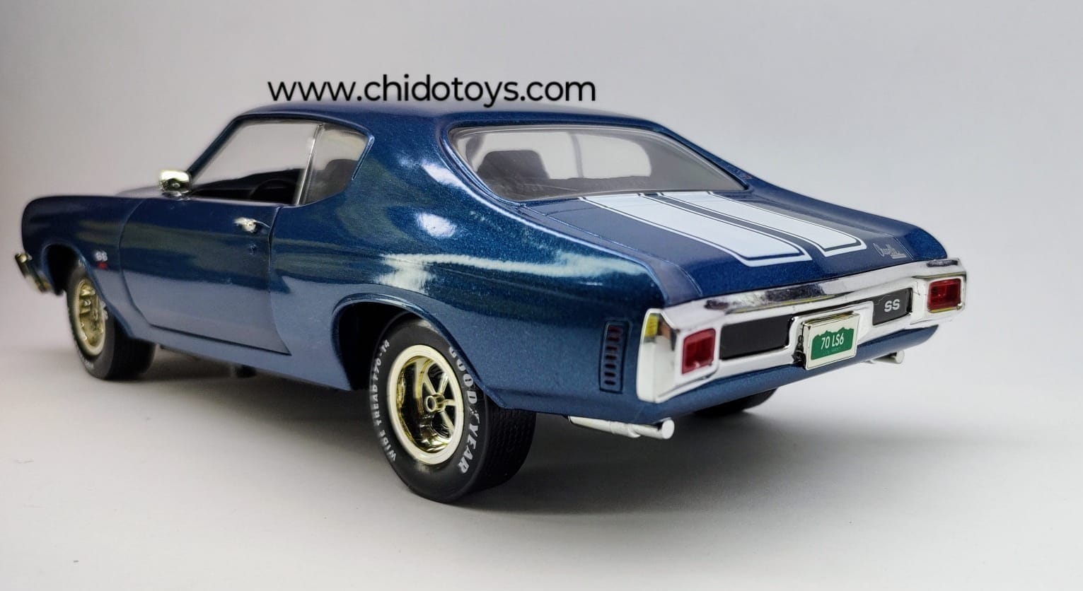 Auto a escala marca American Muscle & ERTL, Modelo Chevrolet 1970 Chevelle SS454 LS6 - Chido Toys