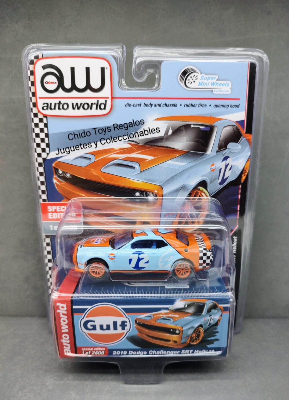 Auto a escala marca Auto World, Dodge Challenger SRT Hellcat 2019 Gulf - Chido Toys