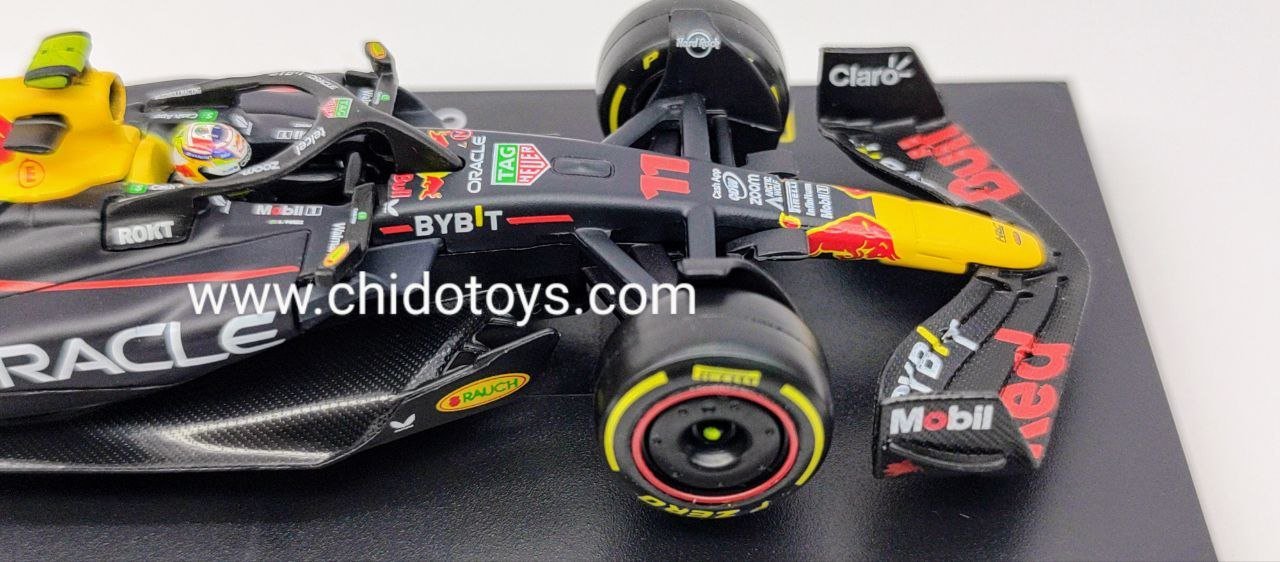 Auto a escala marca Bburago, Edición de Lujo, RebBull Modelo RB19, Sergio Checo Pérez. - Chido Toys