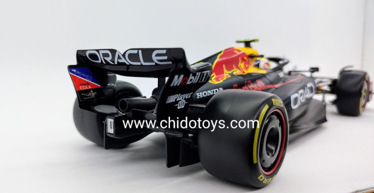 Auto a escala marca Bburago, Modelo RB19, F1 #11, Sergio "Checo" Pérez - Chido Toys