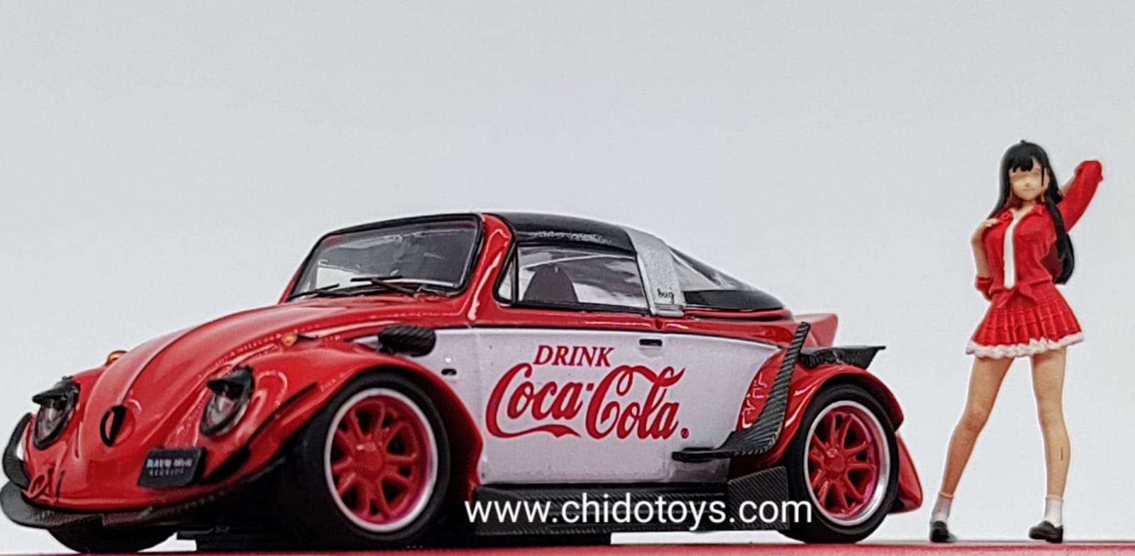 Auto a escala marca Cool Car, Modelo Beetle - Chido Toys