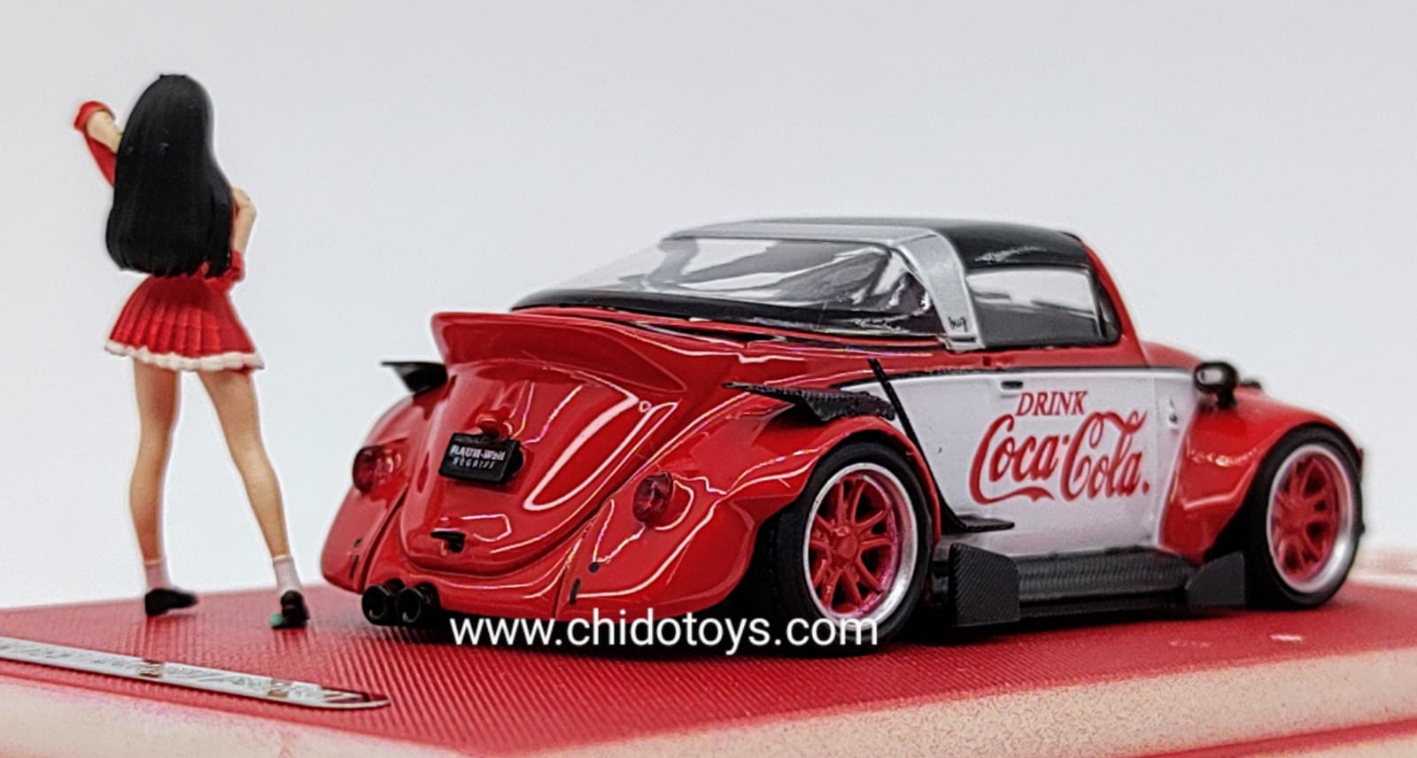 Auto a escala marca Cool Car, Modelo Beetle - Chido Toys