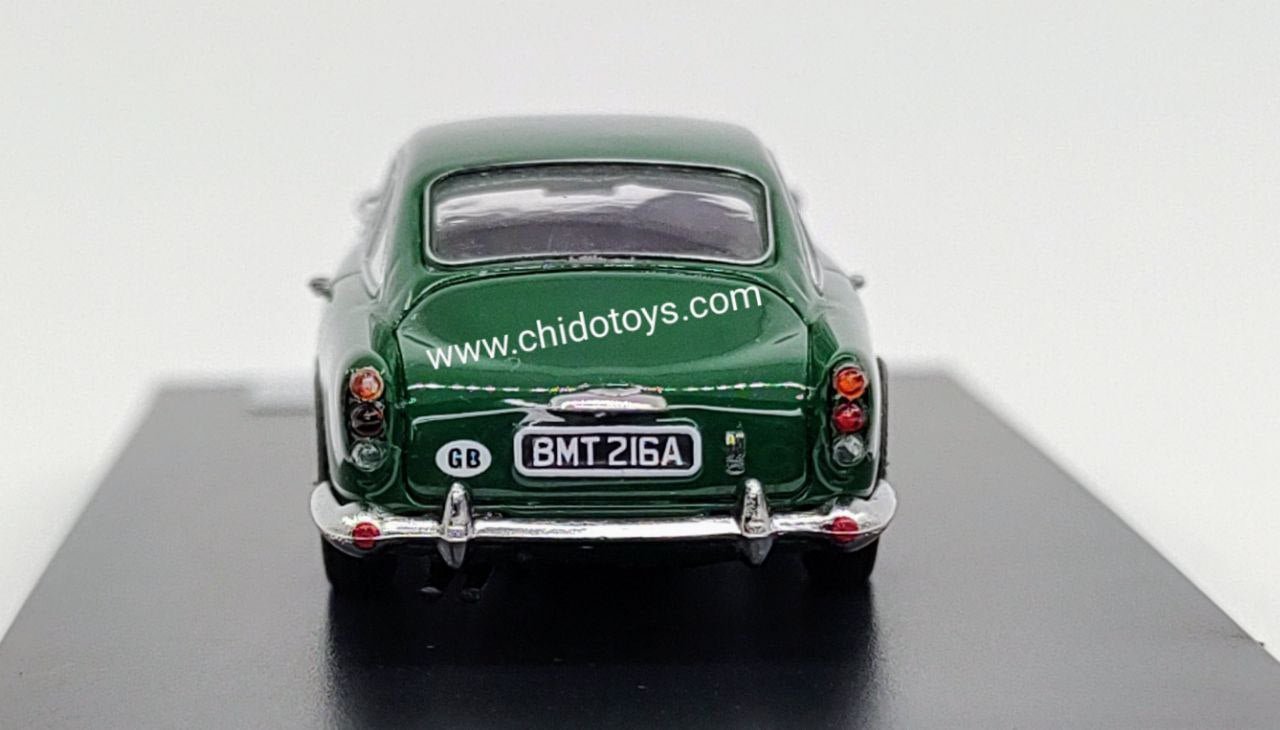 Auto a escala marca DCM, Modelo DB5 1964 - Chido Toys