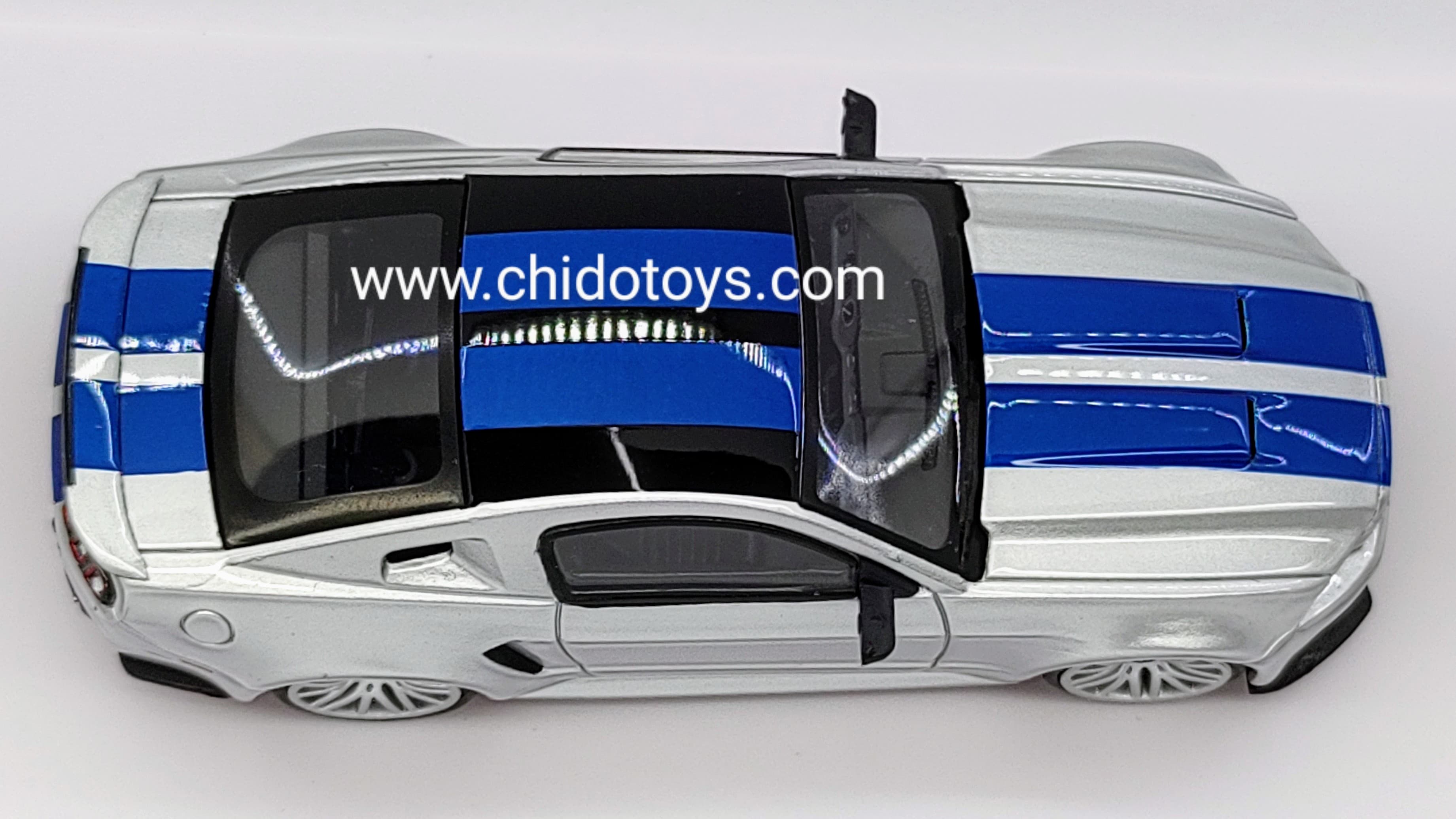 Auto a escala marca DCM, Modelo Mustang GT 2014 - Chido Toys