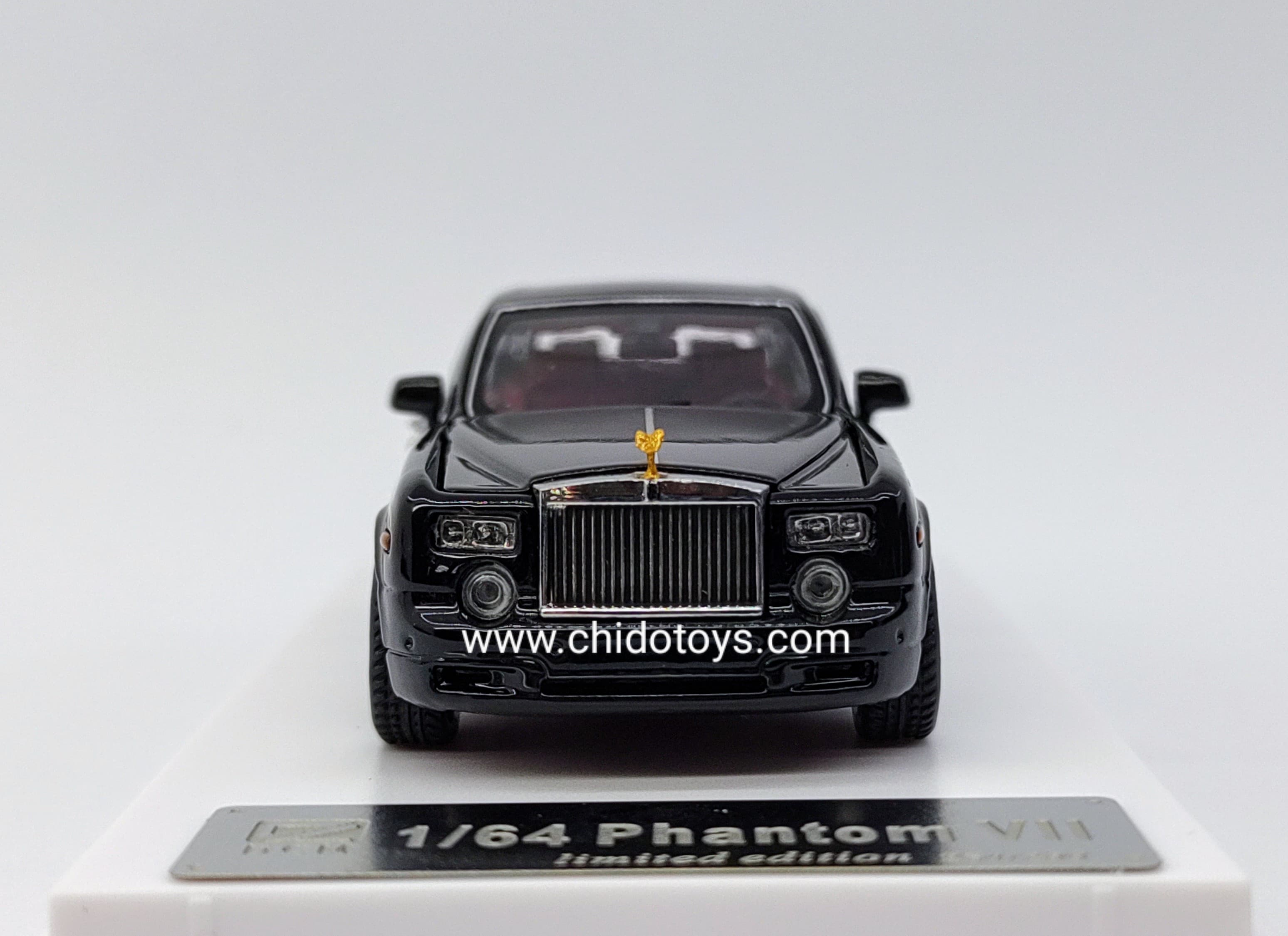 Auto a escala marca DCM, Modelo Rolls - Royce Phantom 7° Generation - Chido Toys