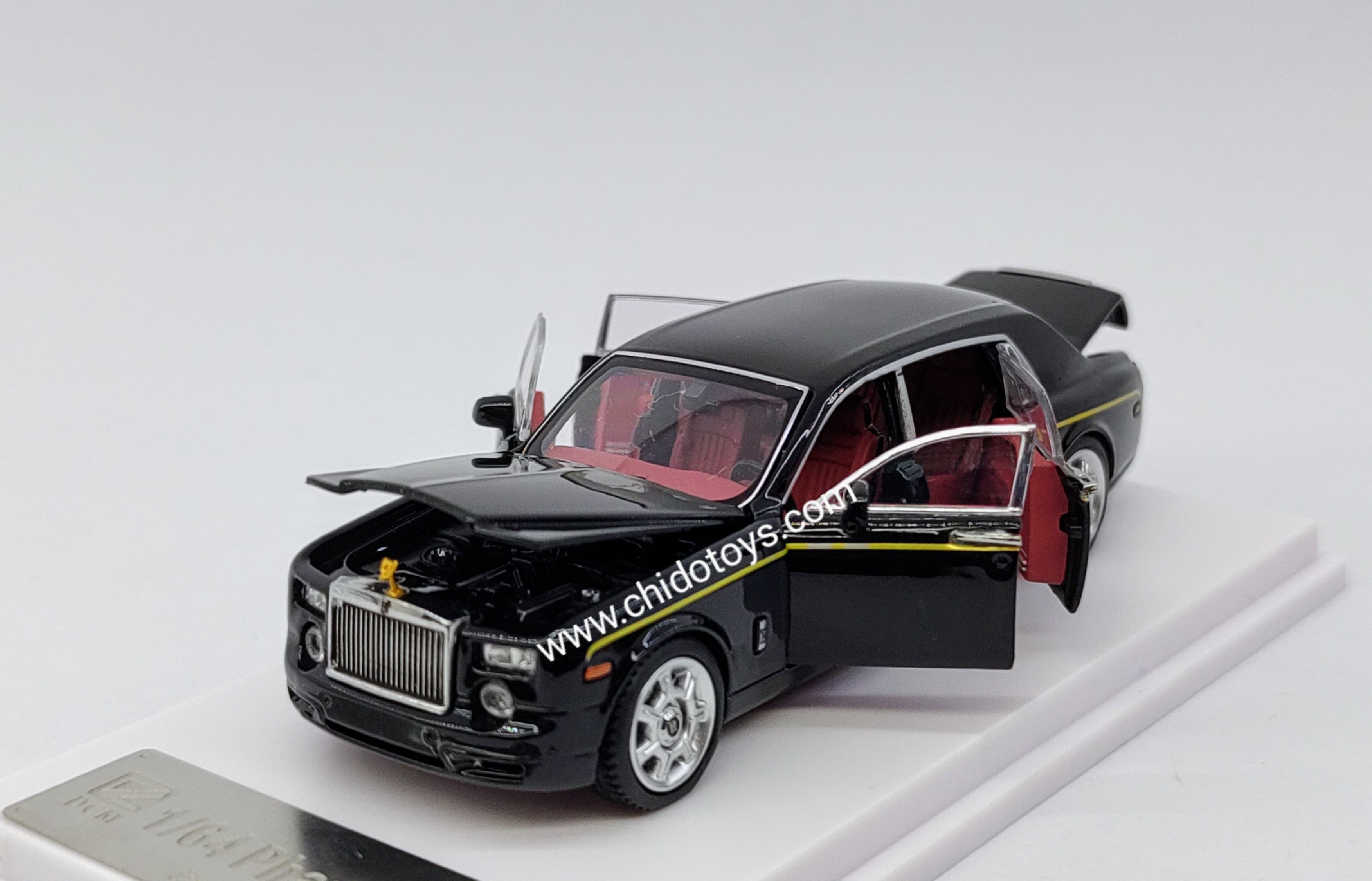 Auto a escala marca DCM, Modelo Rolls - Royce Phantom 7° Generation - Chido Toys