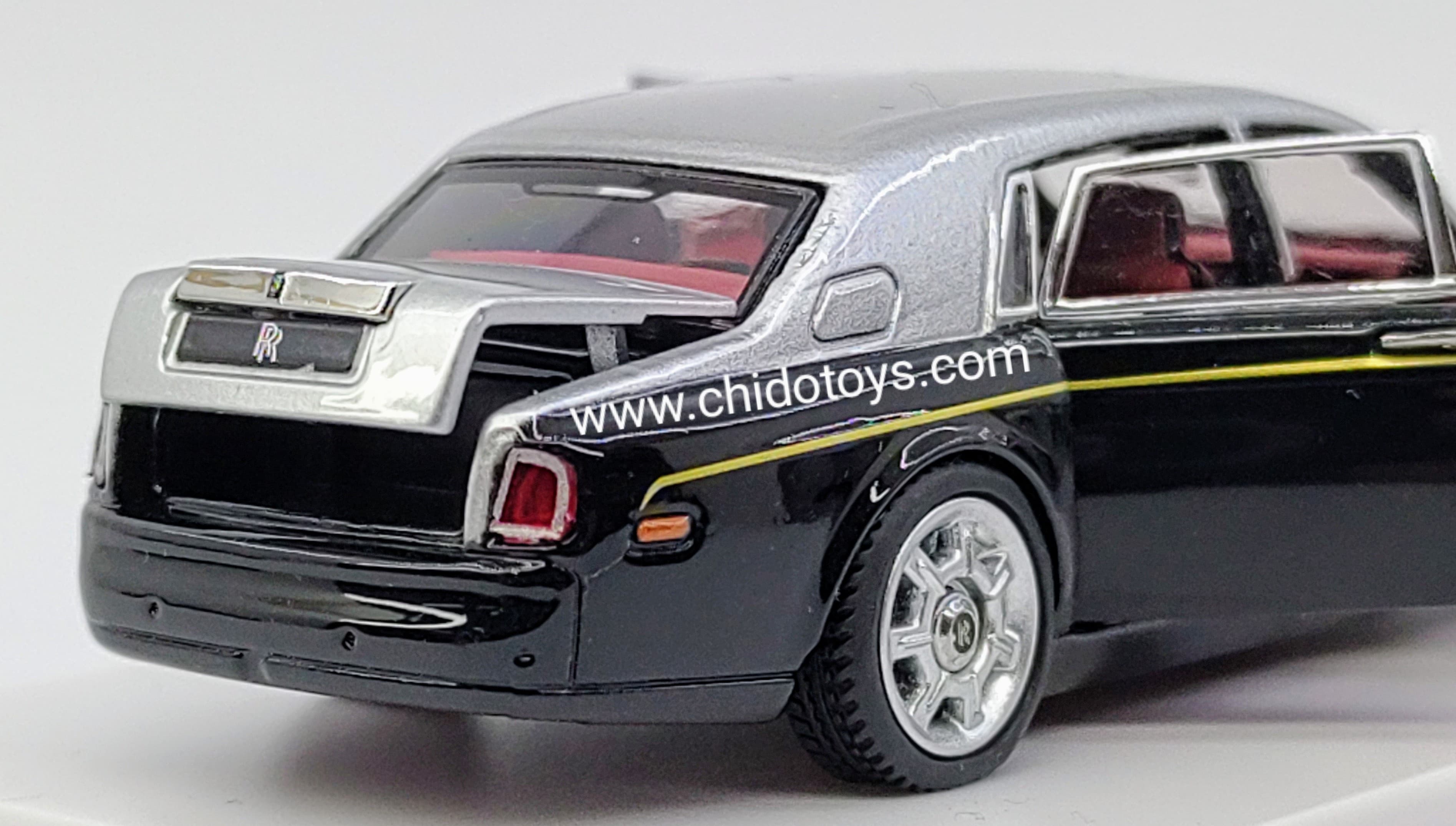 Auto a escala marca DCM, Modelo Rolls - Royce Phantom 7° Generation - Chido Toys