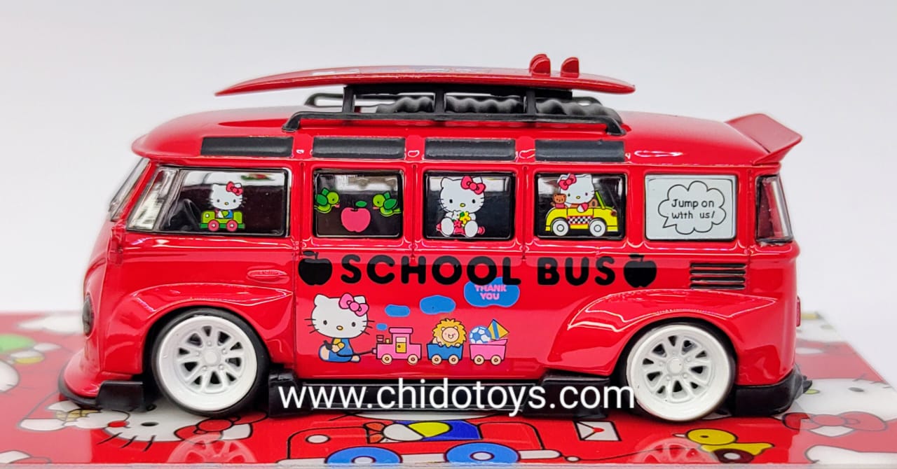 Auto a escala marca Flame Model, Modelo T1 SCHOOL BUS Rojo/blanco Wide Body Modified - Chido Toys