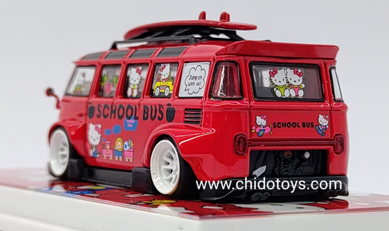 Auto a escala marca Flame Model, Modelo T1 SCHOOL BUS Rojo/blanco Wide Body Modified - Chido Toys