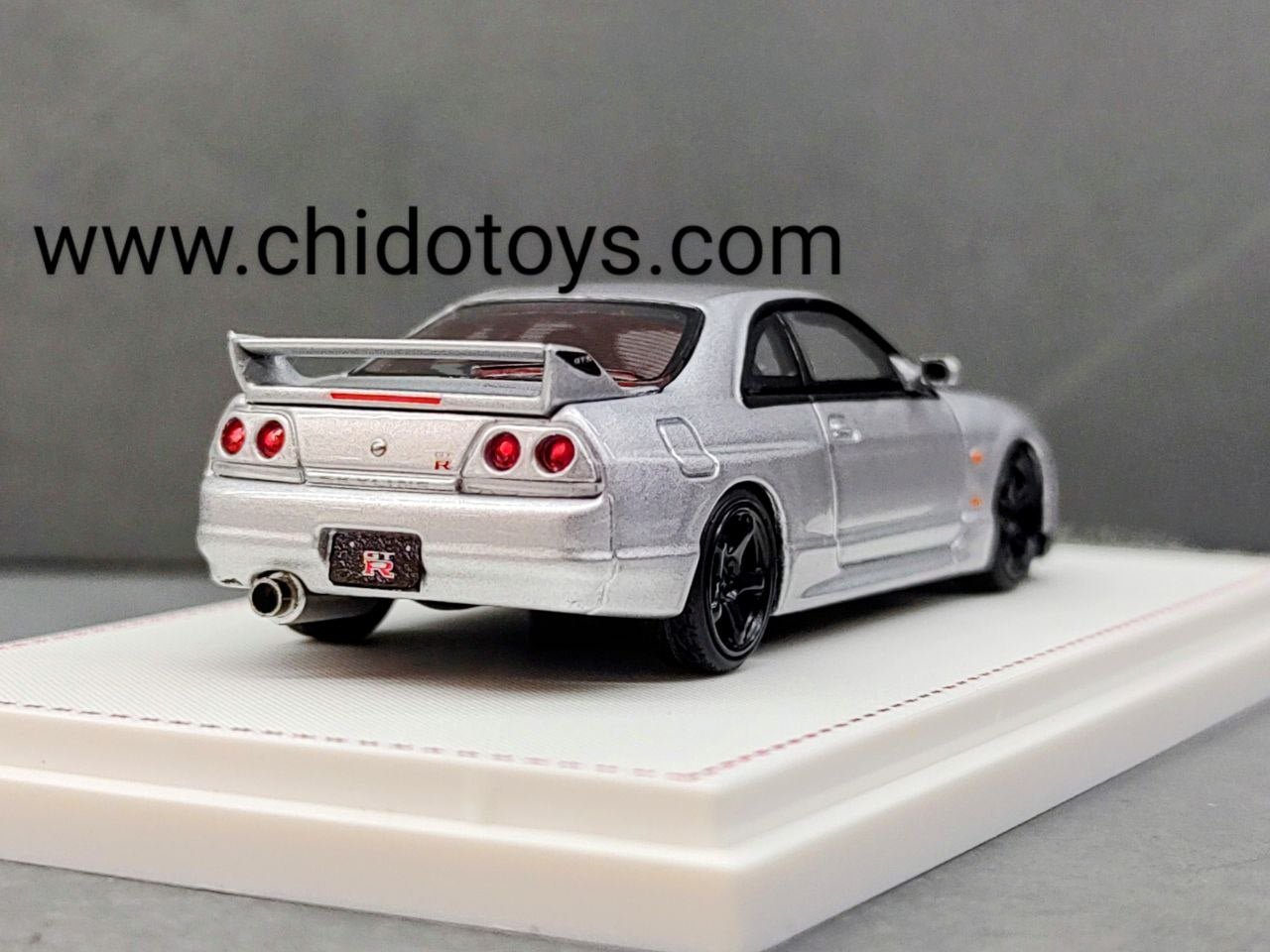 Auto a escala marca Focal Horizon, Modelo Nissan Skyline R33 - Chido Toys