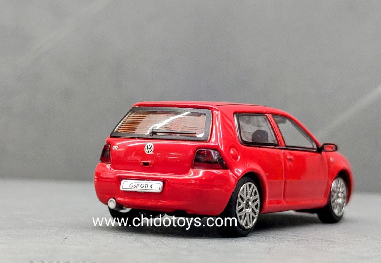 Auto a escala marca GCD, Modelo Volkswagen Golf GTI MK4 - Chido Toys