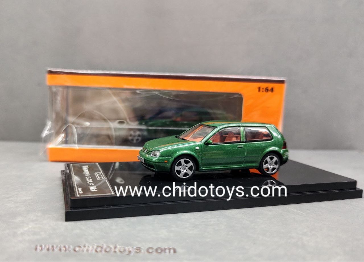 Auto a escala marca GCD, Modelo Volkswagen Golf GTI MK4 - Chido Toys