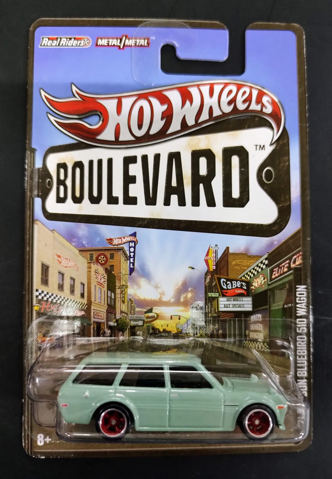 Hot Wheels Boulevard 1971 Datsun Bluebird 510 Wagon 1:64 Metal