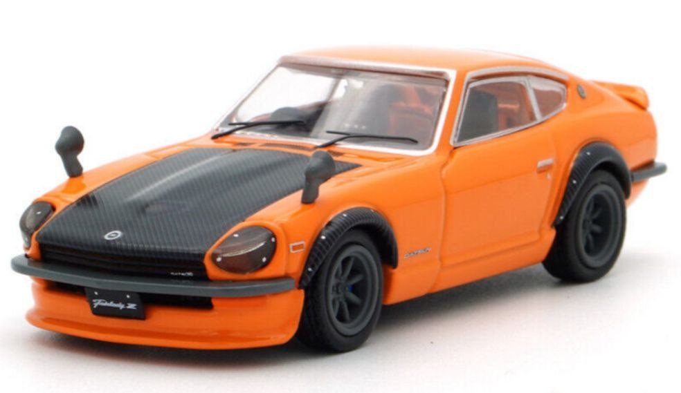 Auto a escala marca Inno64, Modelo Nissan fairlady Z Orange - Chido Toys