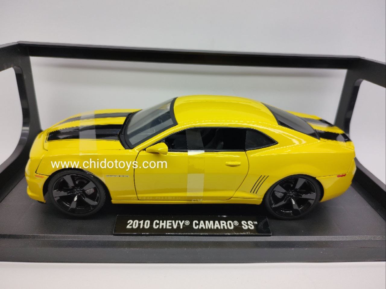 Auto a escala marca JADA, Modelo Chevrolet Camaro SS 2010 - Chido Toys