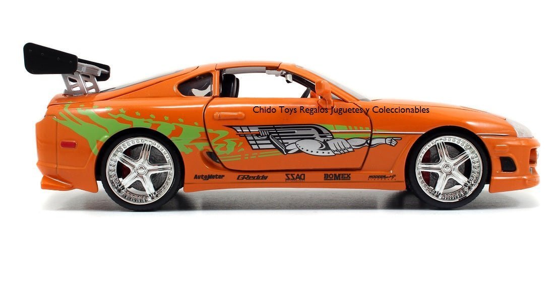 Auto a escala marca Jada, Modelo Toyota Supra con Figura - Chido Toys