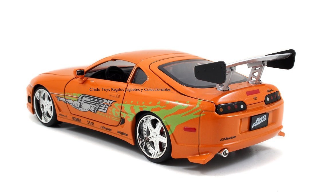 Auto a escala marca Jada, Modelo Toyota Supra con Figura - Chido Toys