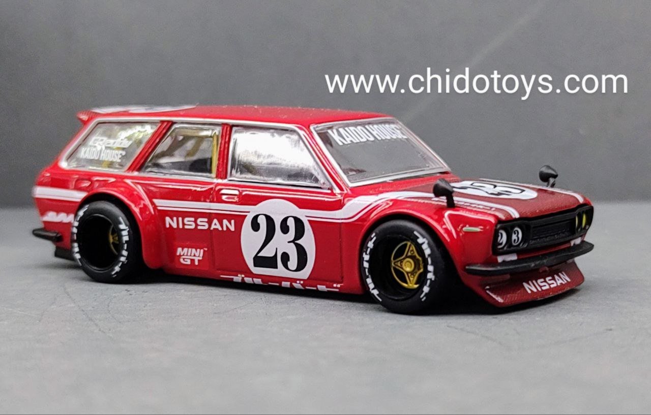 Auto a escala marca Kaido House & Mini GT, Modelo Wagon 510, Carbon Fiber V2 - Chido Toys