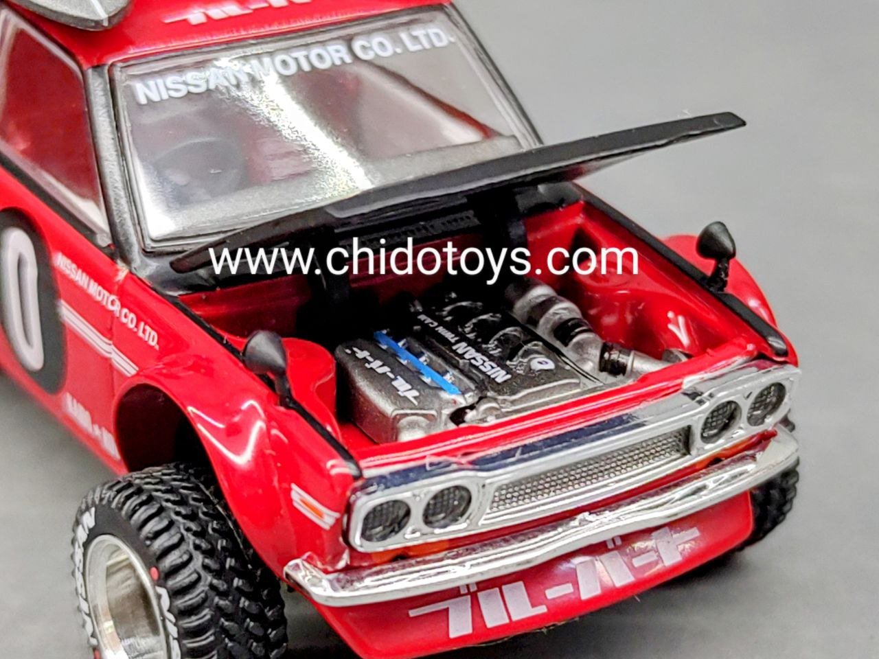 Auto a escala marca Kaido House & Mini GT, Modelo Wagon 510, Surf Safari RS V2 - Chido Toys