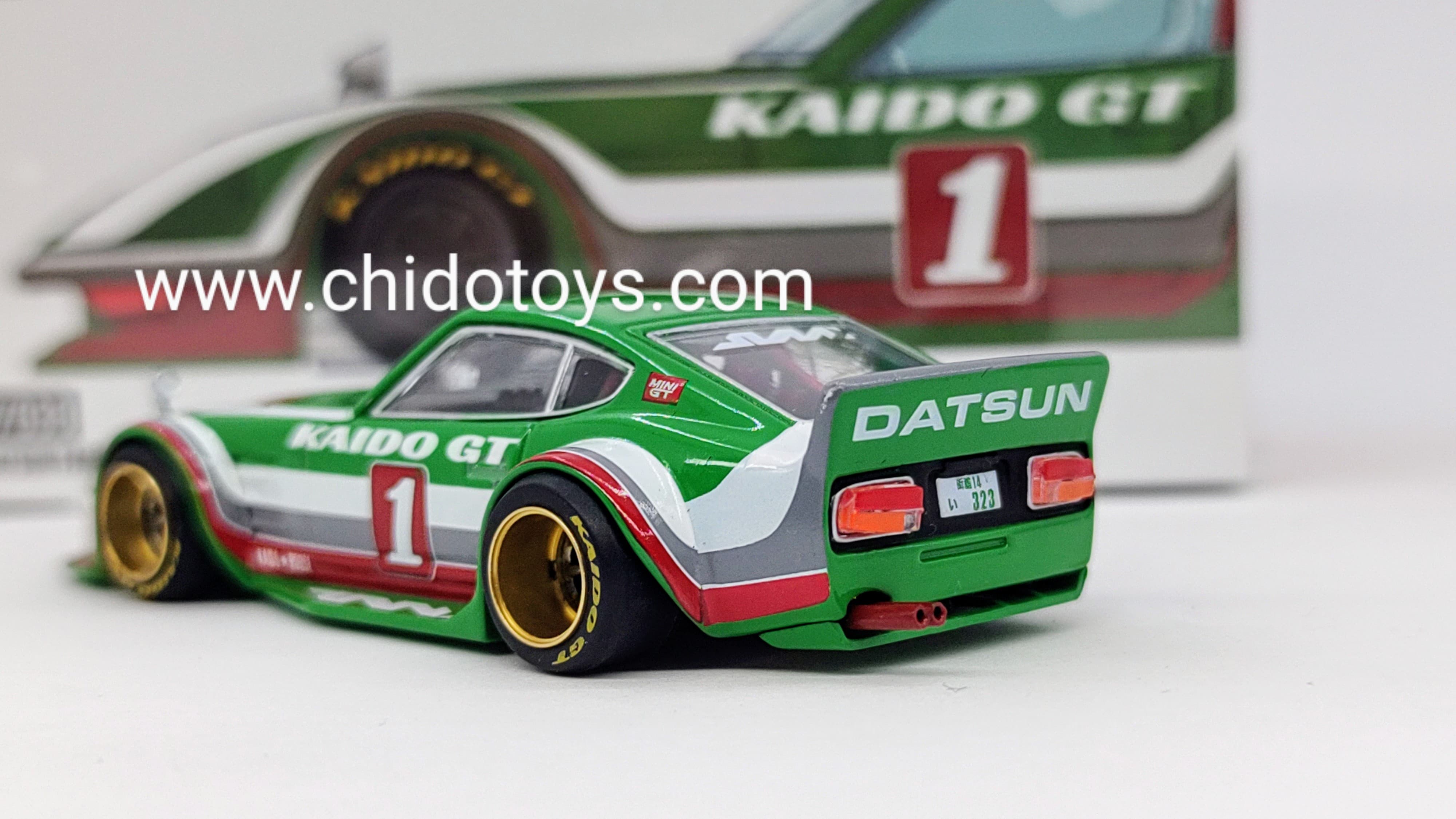 Auto a escala marca Kaido House, Modelo Chase Nissan Fairlady Z GT V2 - Chido Toys