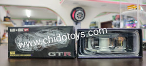 Auto a escala marca Kaido House, modelo Chase Skyline GT - R R33 - Chido Toys