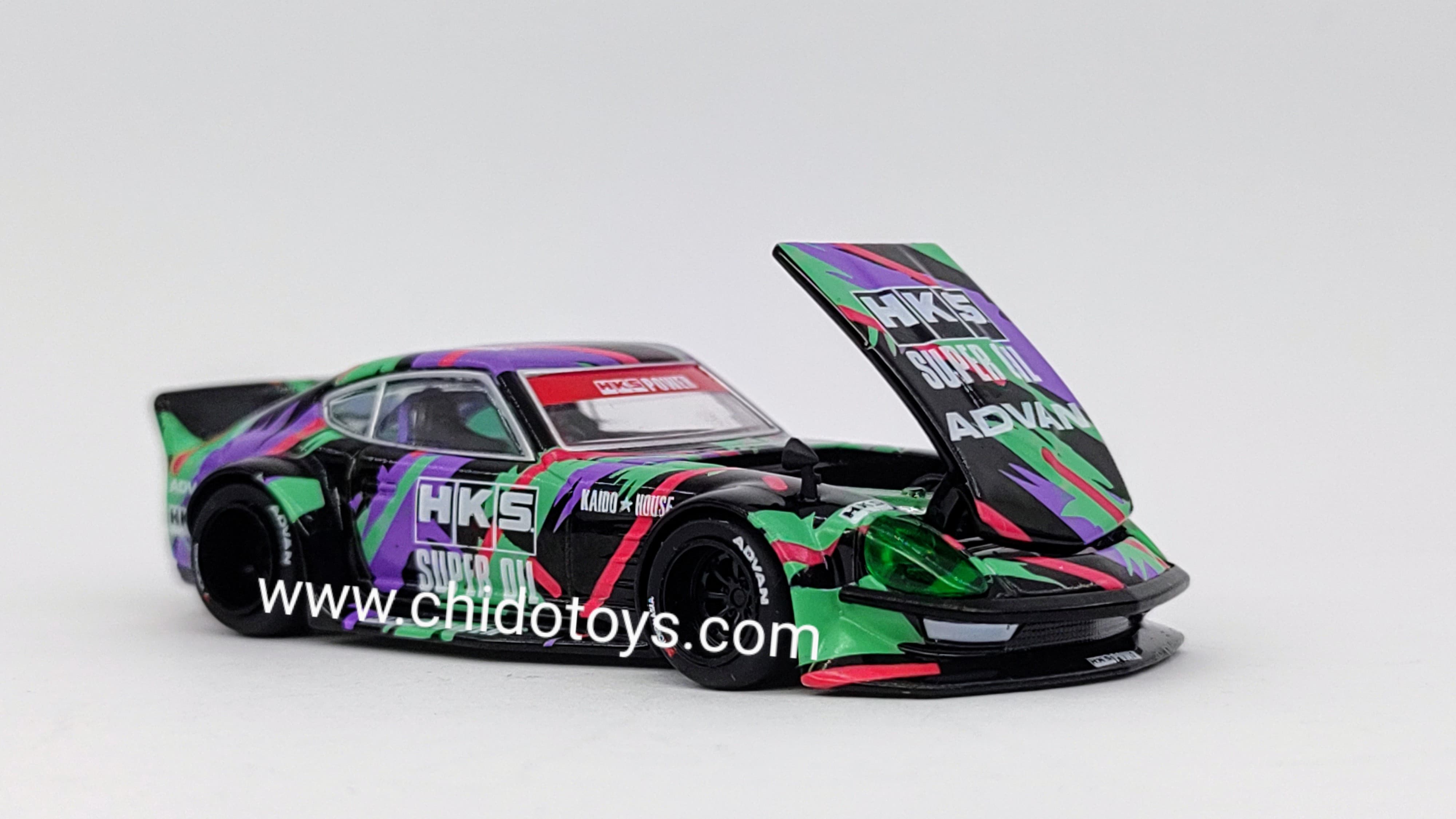 Auto a escala marca Kaido House, Modelo Nissan Fairlady Z HKS - Chido Toys