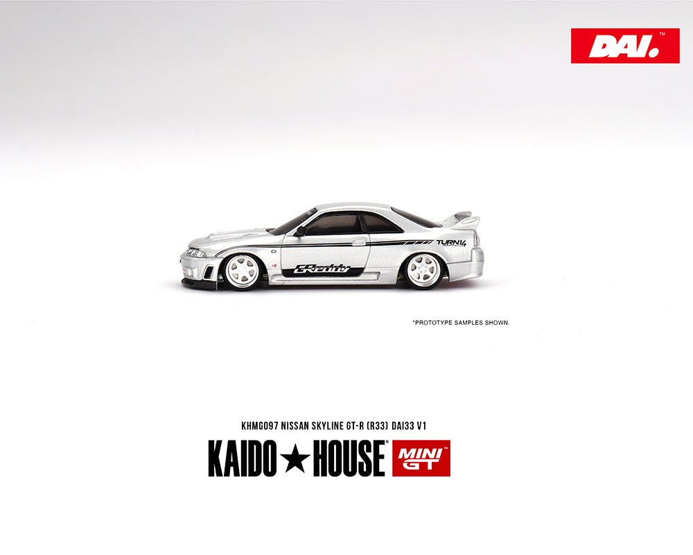 Auto a escala marca Kaido House, Modelo Nissan Skyline GT - R (R33) DAI33 V1 - Chido Toys