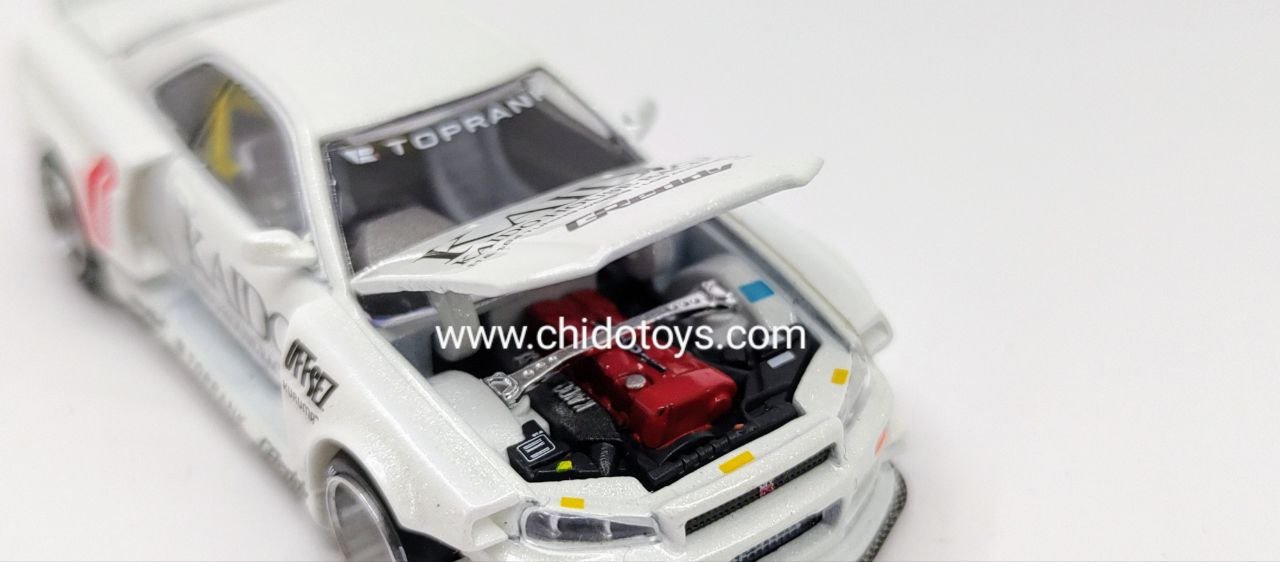 Auto a escala marca Kaido House, Modelo Nissan Skyline GT - R (R34) - Chido Toys