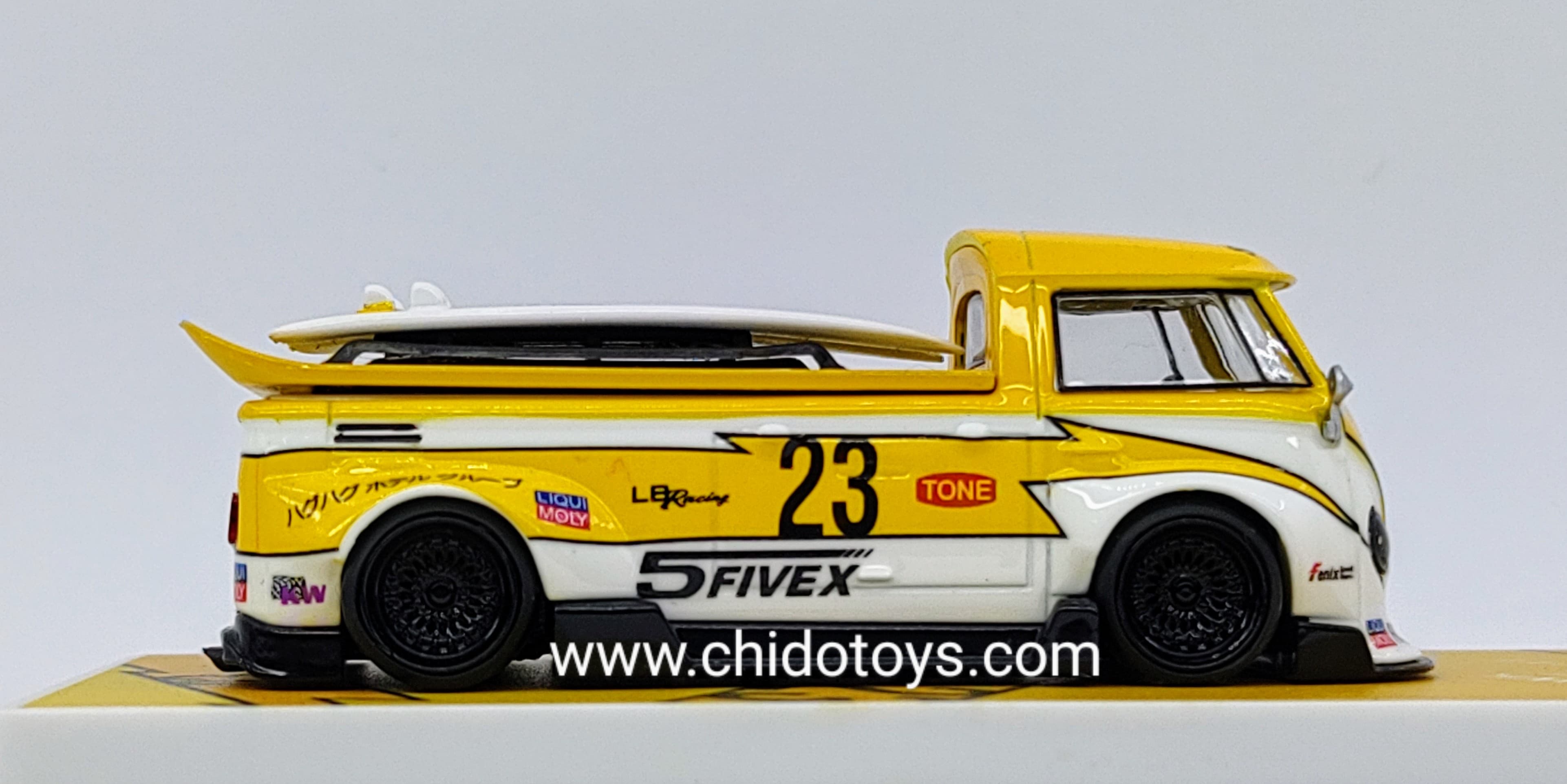 Auto a escala marca LMLF, modelo Volkswagen T1 wide - body pickup - Chido Toys