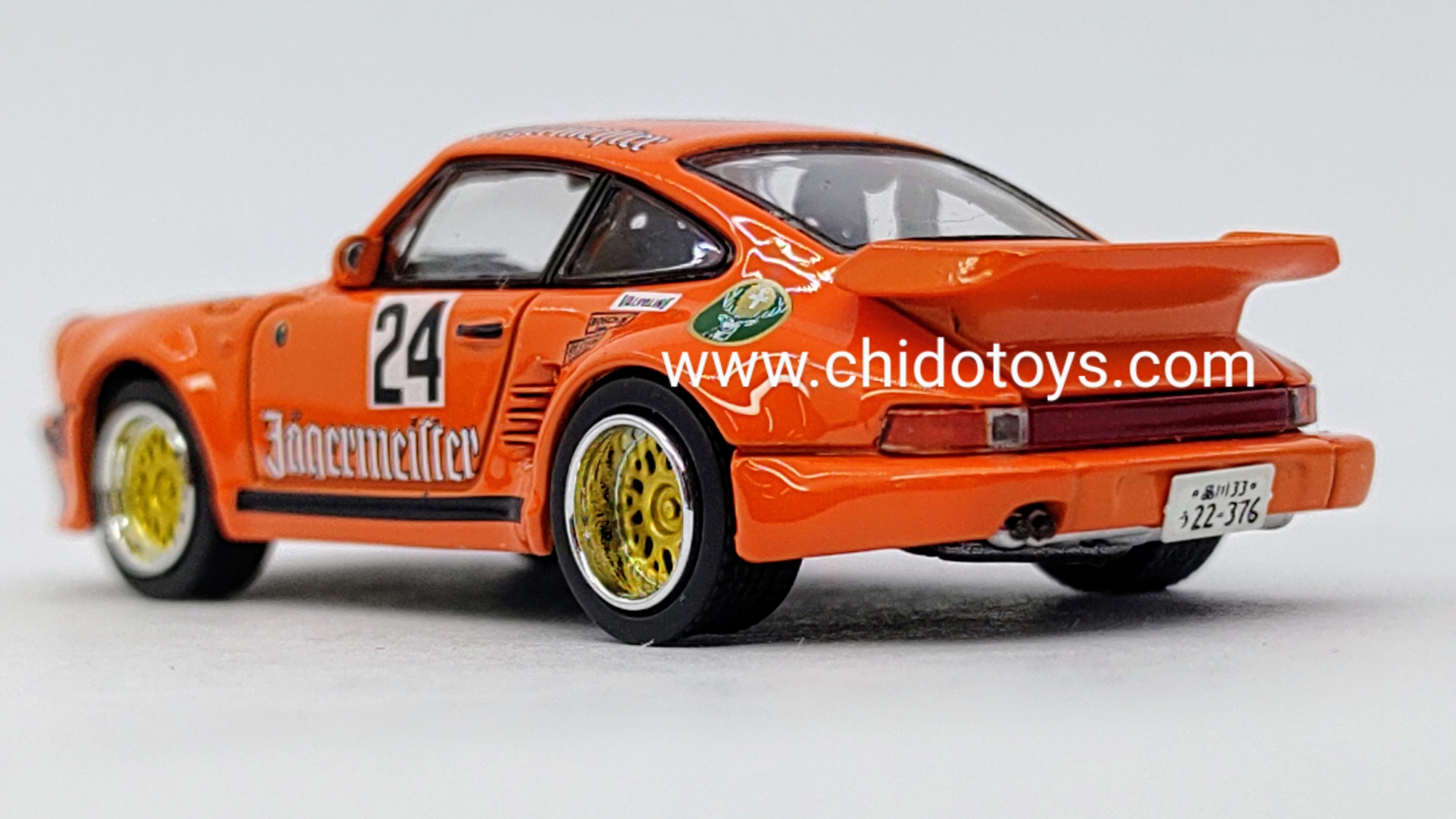 Auto a escala marca Máster, Modelo 911 (930) Turbo, Jagermeister livery - Chido Toys